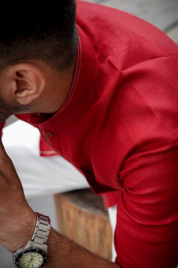 Crimson Charm Pure Linen Red Chinese Collar Men's Shirt - A stylish and versatile addition to your wardrobe.