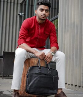 Crimson Charm Pure Linen Red Chinese Collar Men's Shirt - A stylish and versatile addition to your wardrobe.