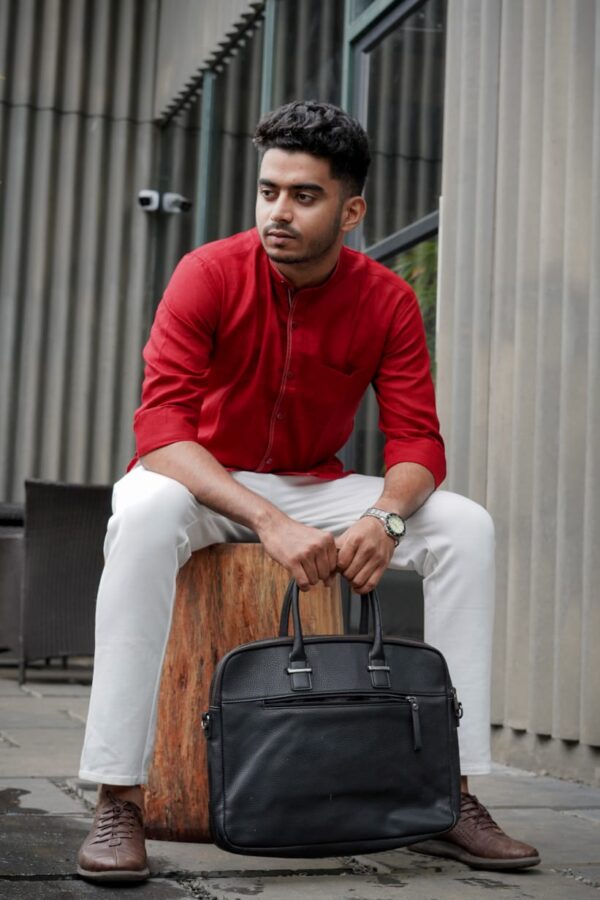 Crimson Charm Pure Linen Red Chinese Collar Men's Shirt - A stylish and versatile addition to your wardrobe.
